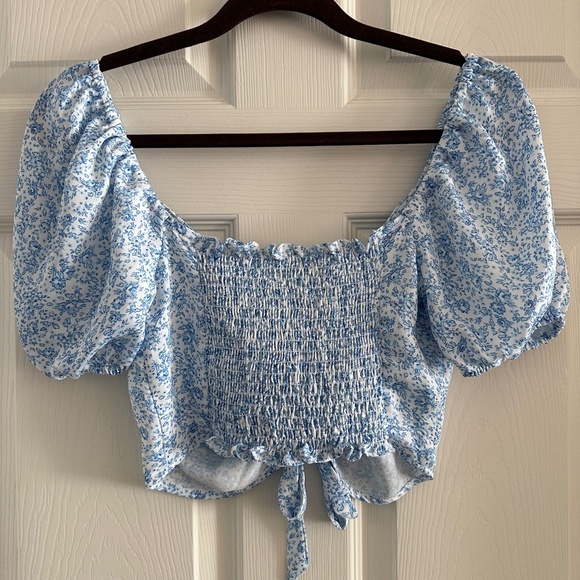 RESA Bella Crop Top in Meadow - Picture 5 of 14